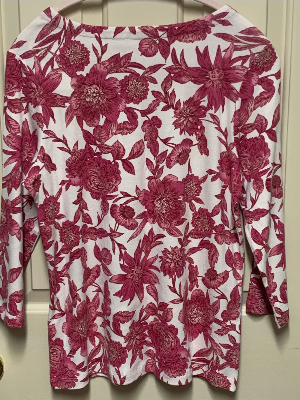 Chico’s Top BNWT - Picture 6 of 9
